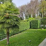 Villa In Precollina